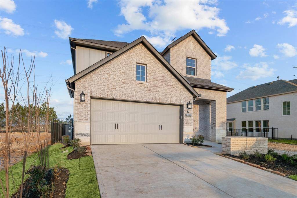 New Construction! 4 bed, 3 bath modern design