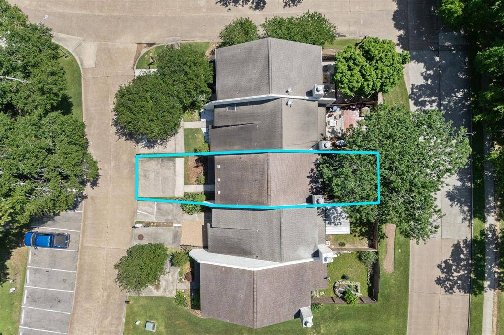 2 ASSIGNED PARKING SPACES (in the front) along with EXTRA PARKING directly out your front door!