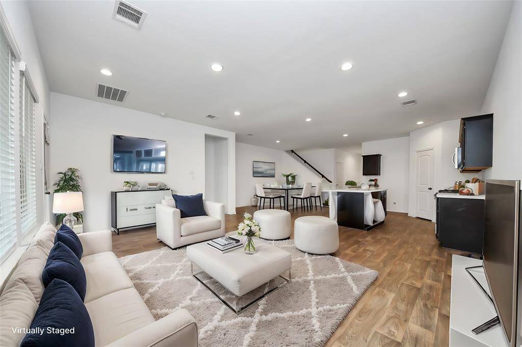Welcome Home! Virtually staged