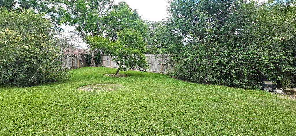 A gigantic area you can store a trailer, small boat or other outdoor items you would usually need a storage lot for!