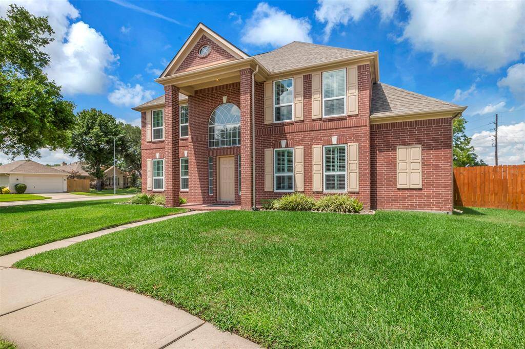 WELCOME TO 14406 CONCORD GROVE!