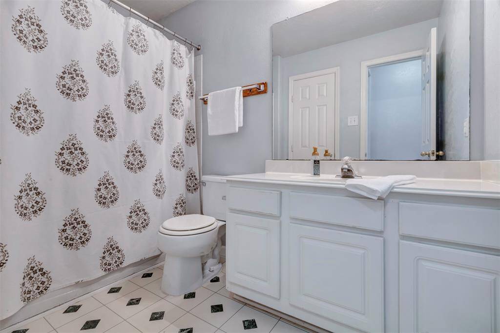 2nd full bathroom.