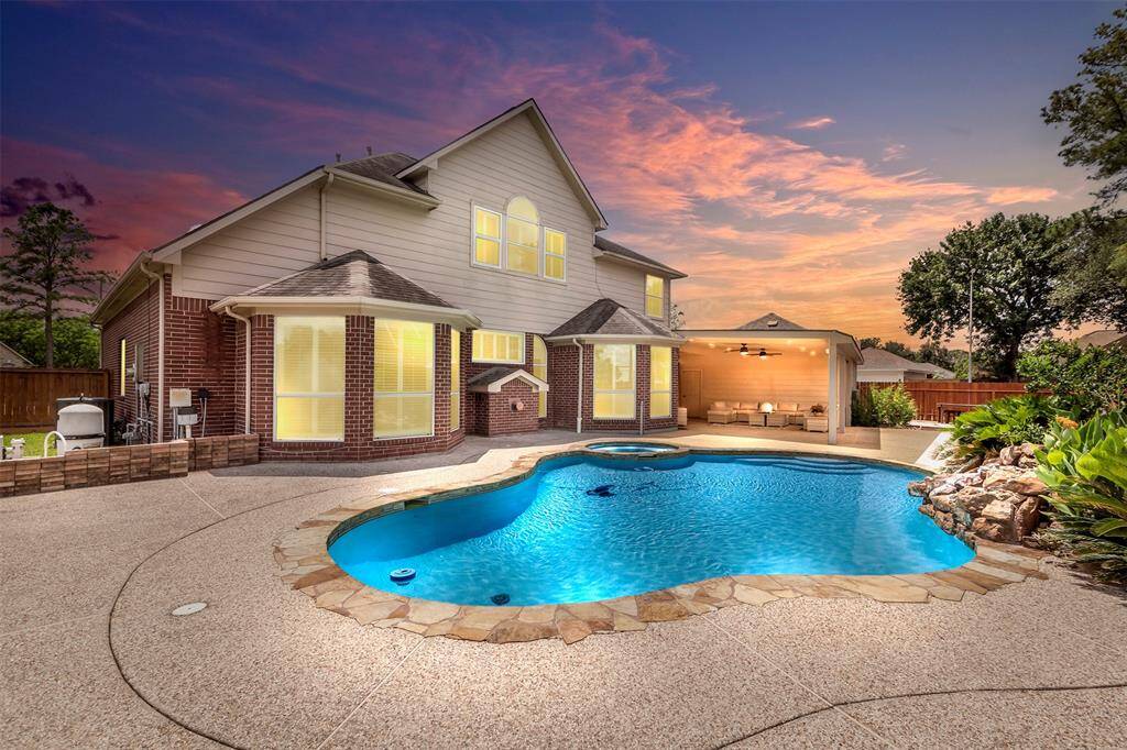 WELCOME HOME!