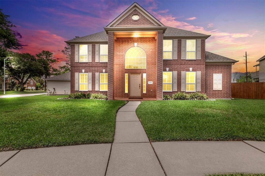 WELCOME HOME!