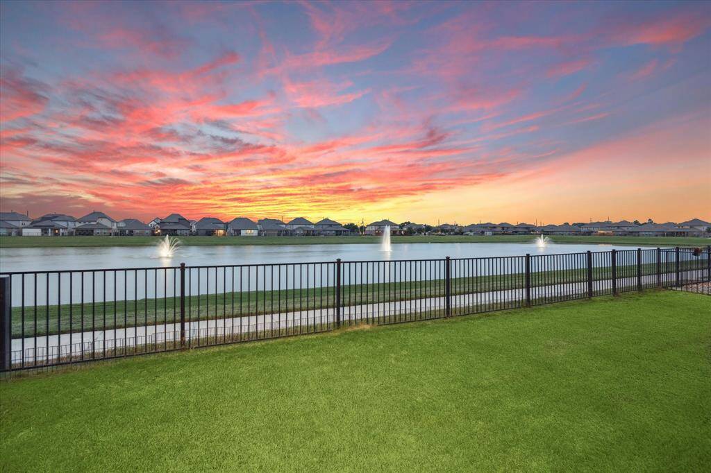 Enjoy a peaceful time and or a fun group, feed the two ducks who know this property as family.