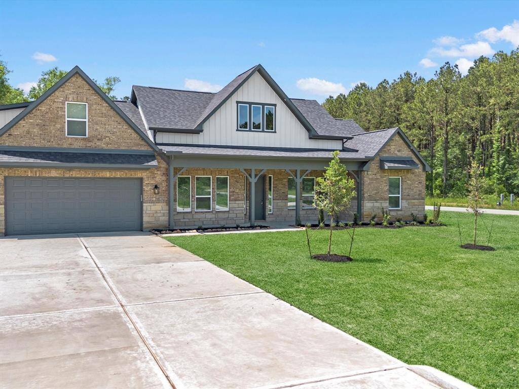 2-Car driveway w/ 2-Car garage