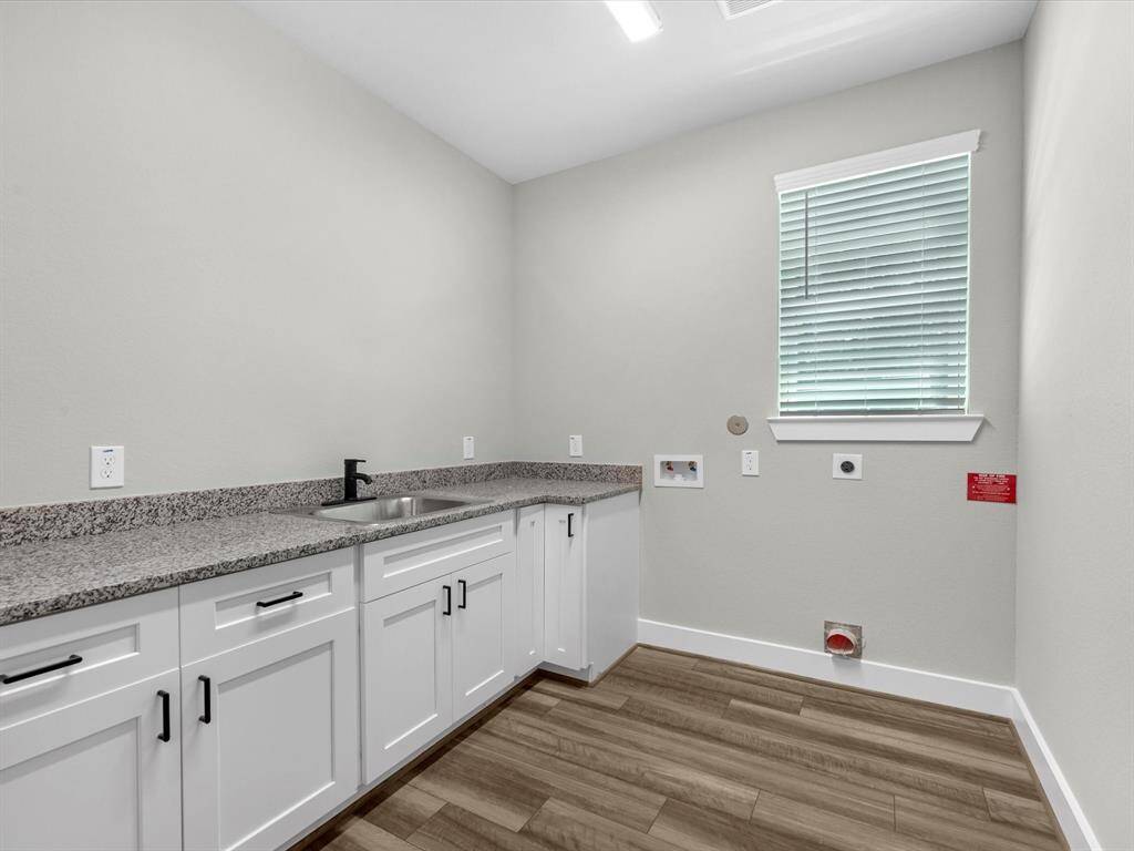 Full Bath upstairs