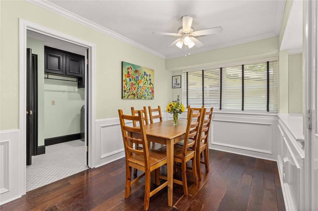 Breakfast area off the kitchen