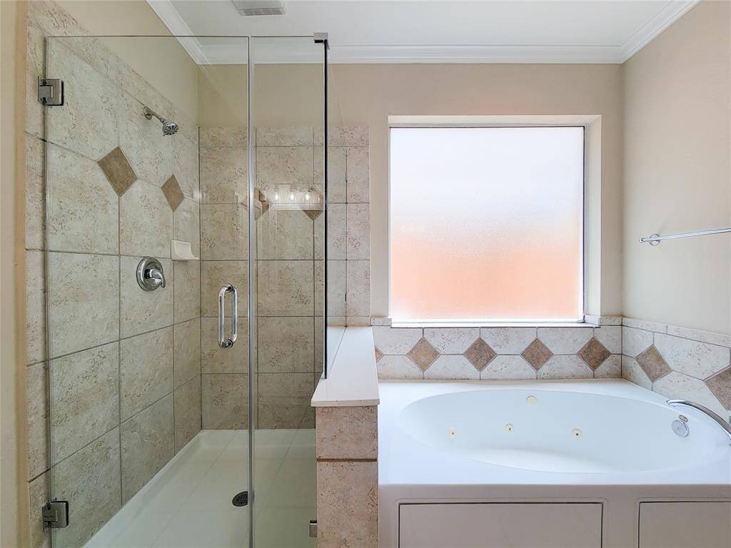 Executive style bathroom with jetted tub. Time for total relaxation!!