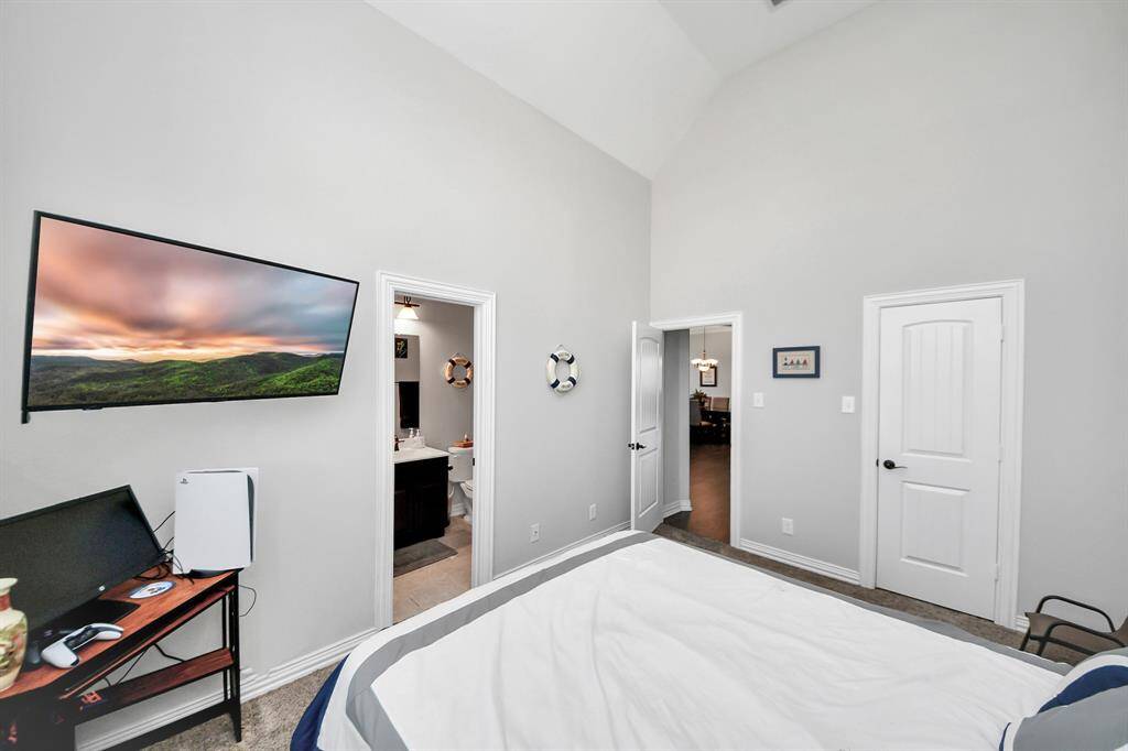 1st floor bedroom