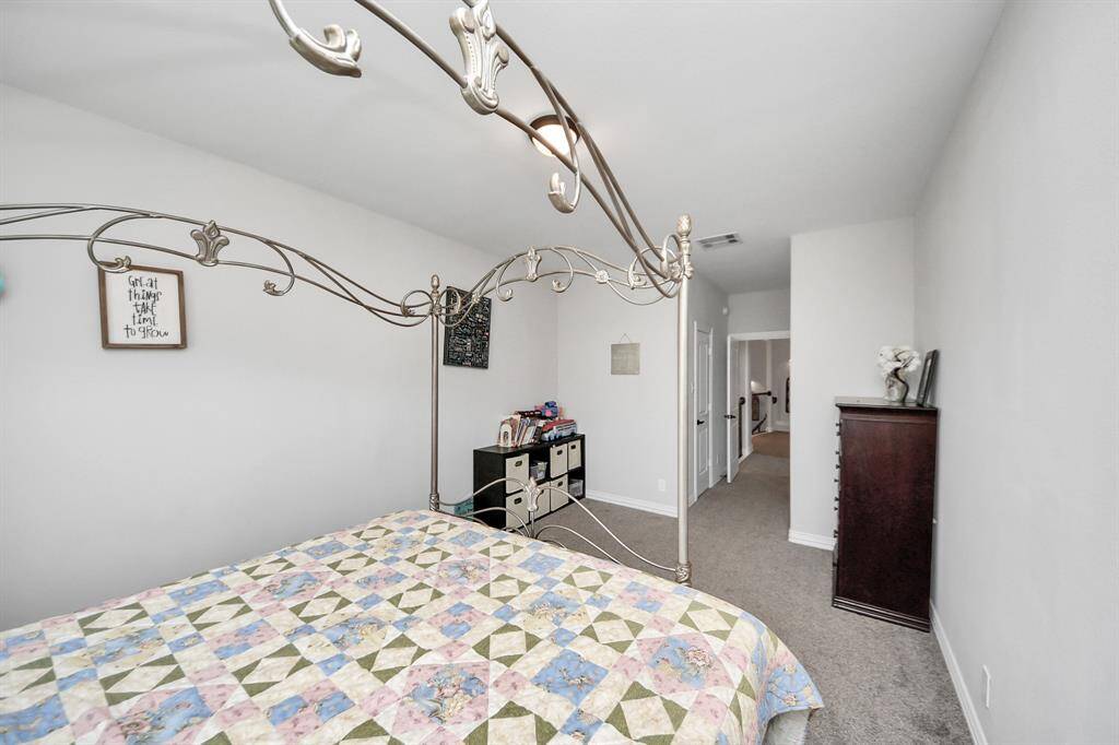 2nd floor bedroom