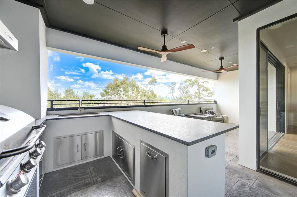 Fully equipped outdoor kitchen on the skydeck