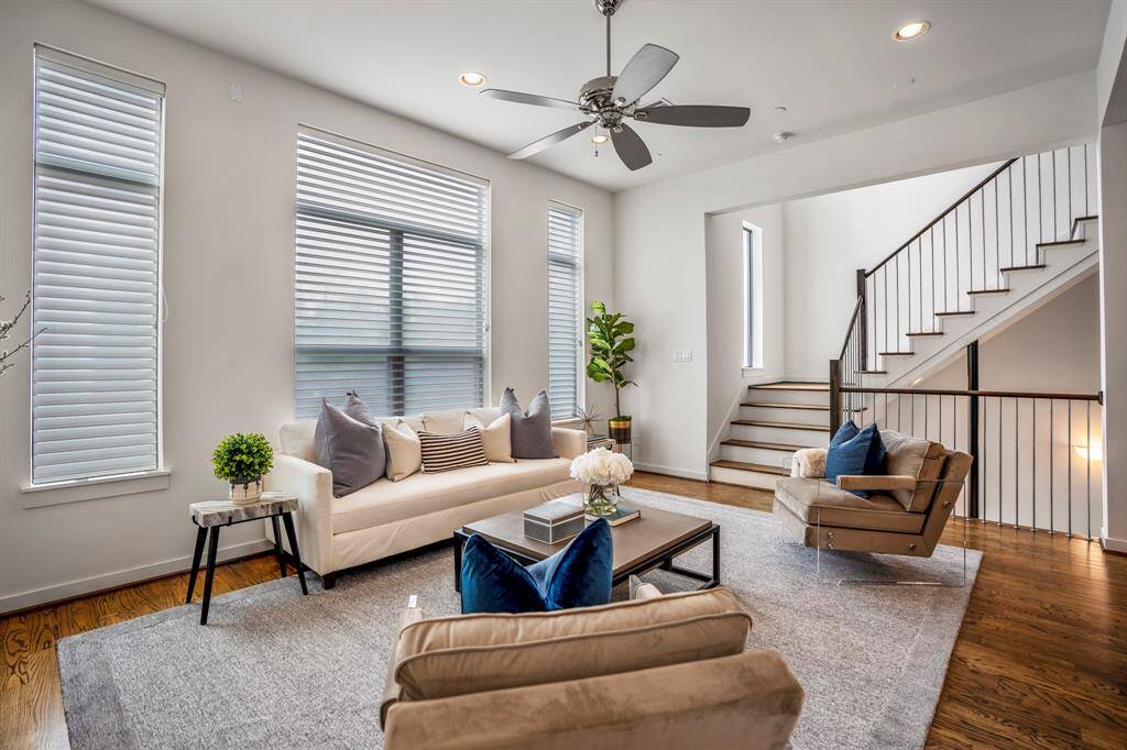 Another view of the living room.