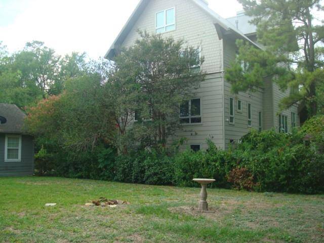 New constructed home adjacent to this lot. Old home on this lot for sale has been removed.