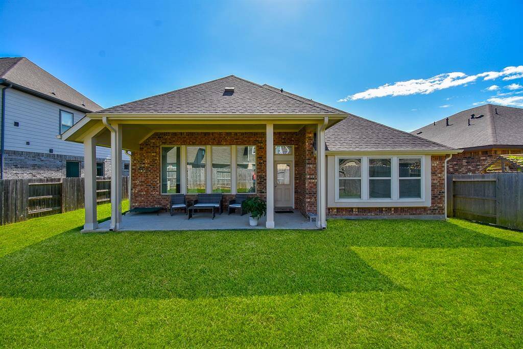 A View of the rear of the home.