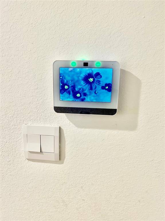 Smart home Programmable thermostat