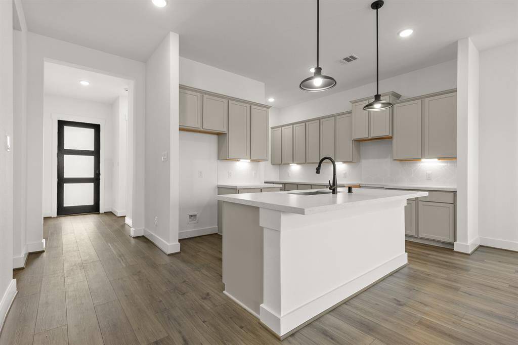 The combination of rich textures and soothing color palettes creates an atmosphere that’s not just beautiful but also incredibly inviting.