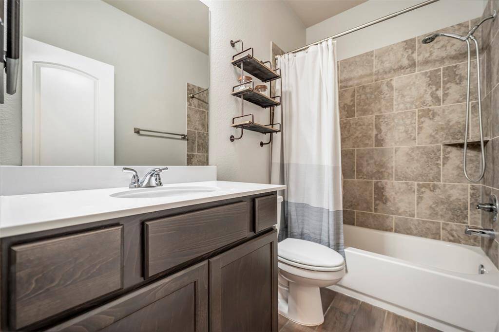 Secondary Bath