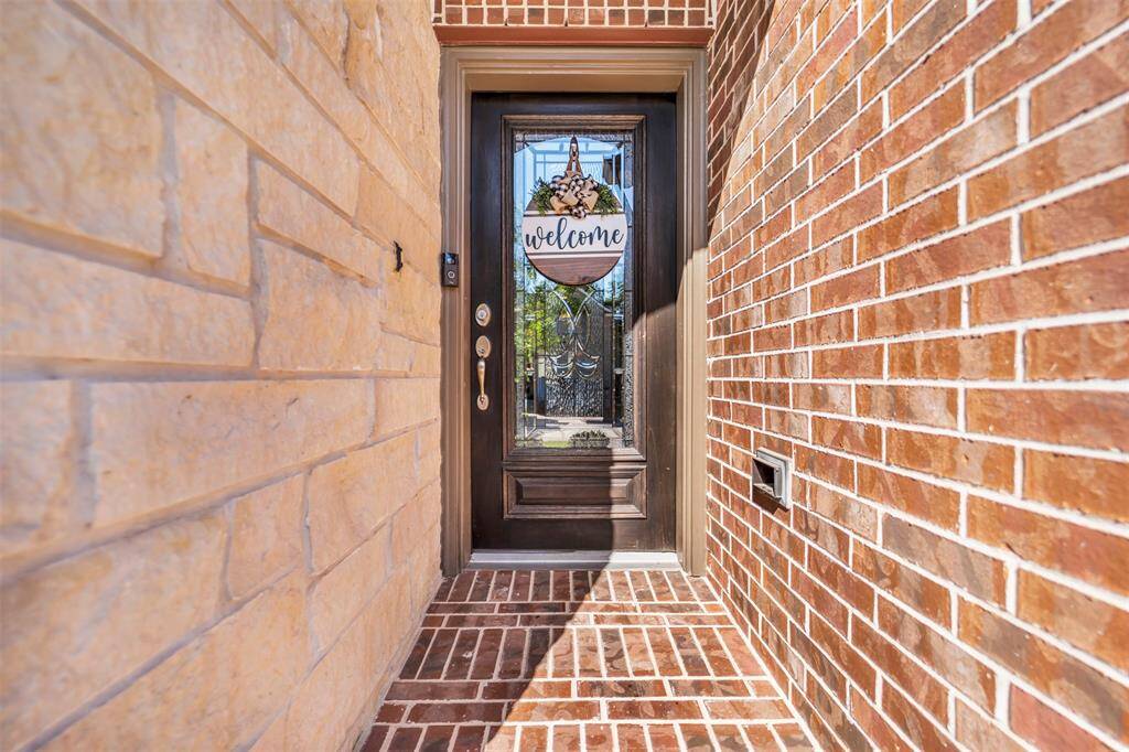 Welcome to 211 Clementine Court in Woodforest