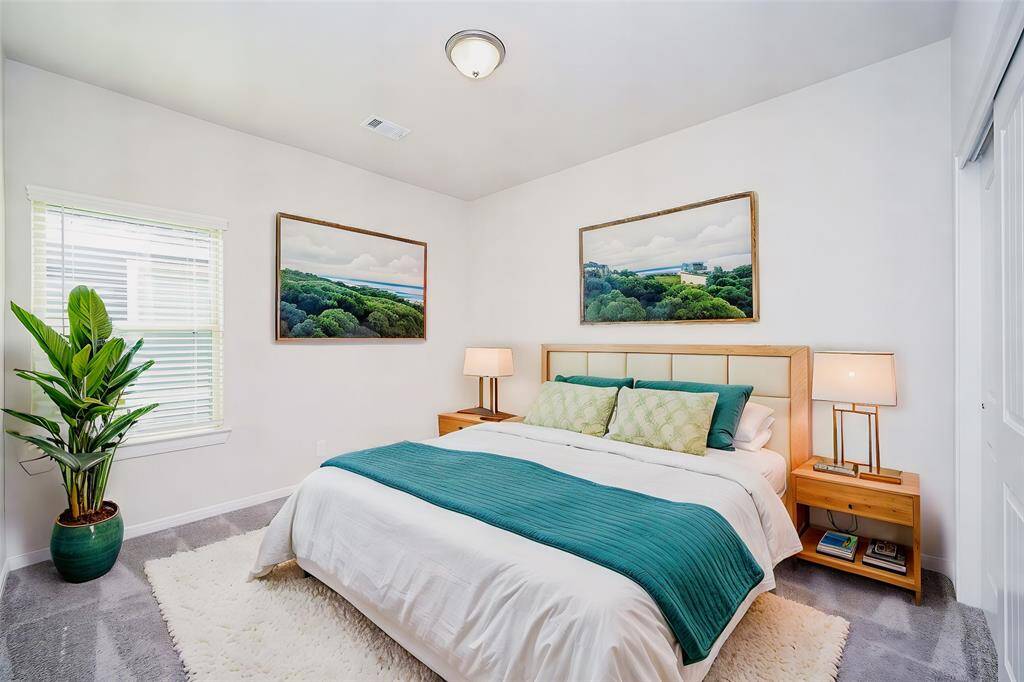 What a comfortable secondary bedroom.