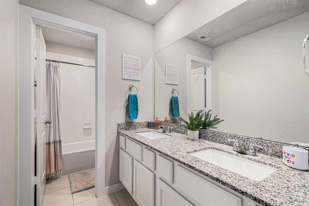 Upstairs Bathroom with separate shower/toilet