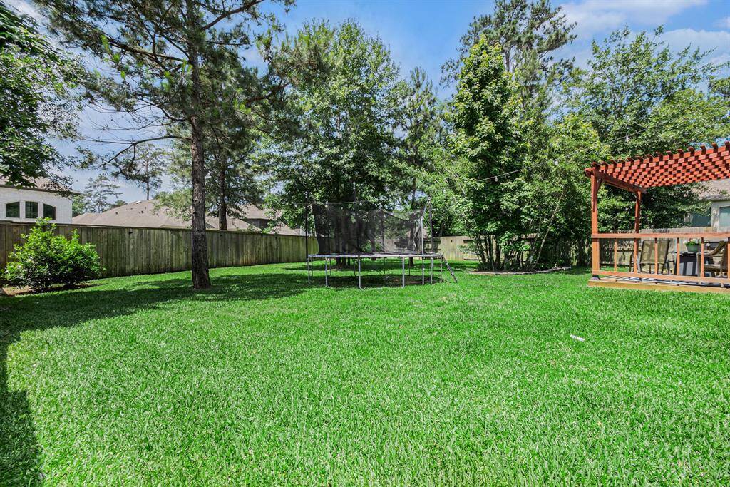 Huge backyard space with plenty of space for anything you desire!