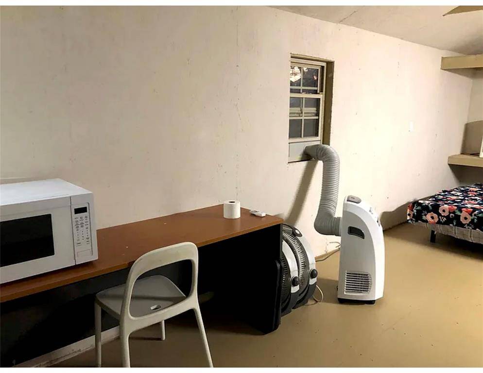 A/C