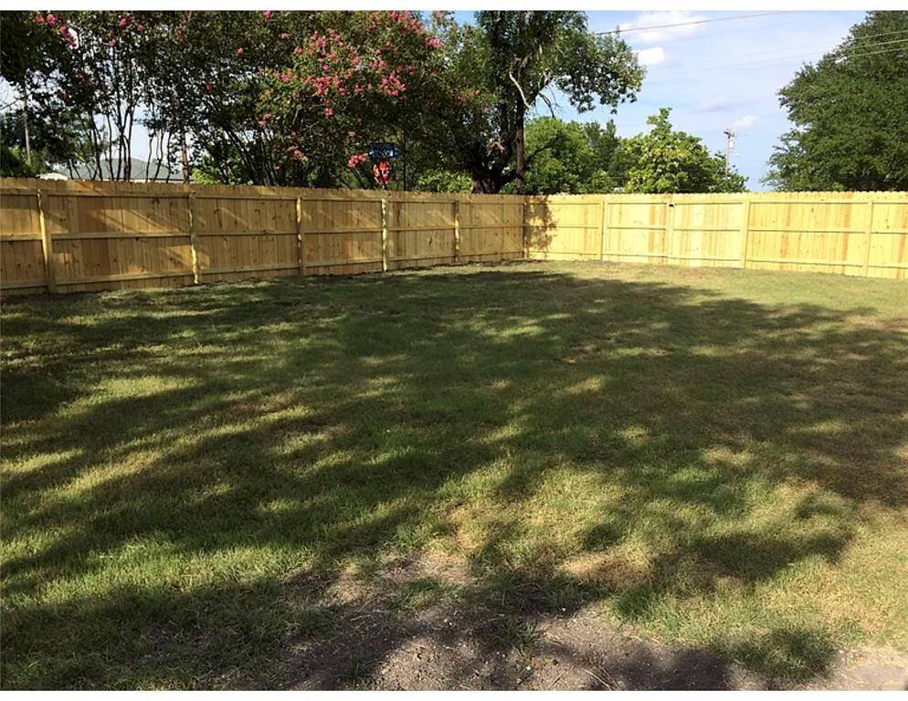 Yard View