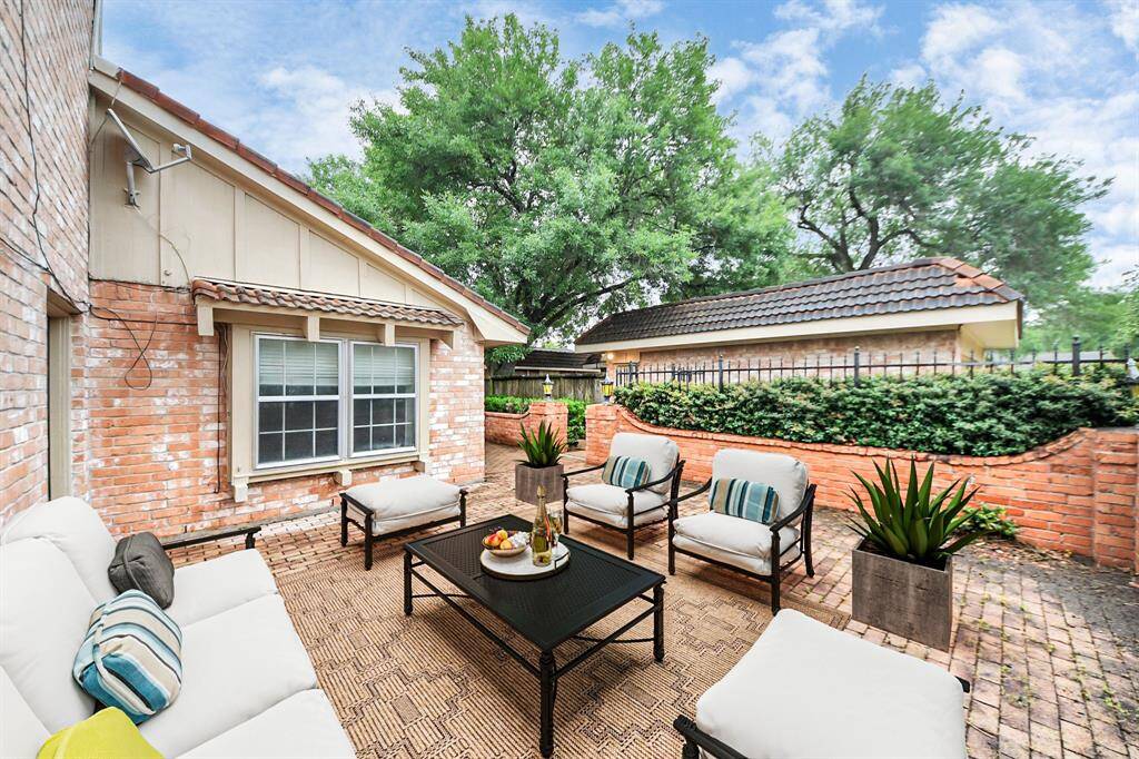 Virtual staging used to help visualize the space.