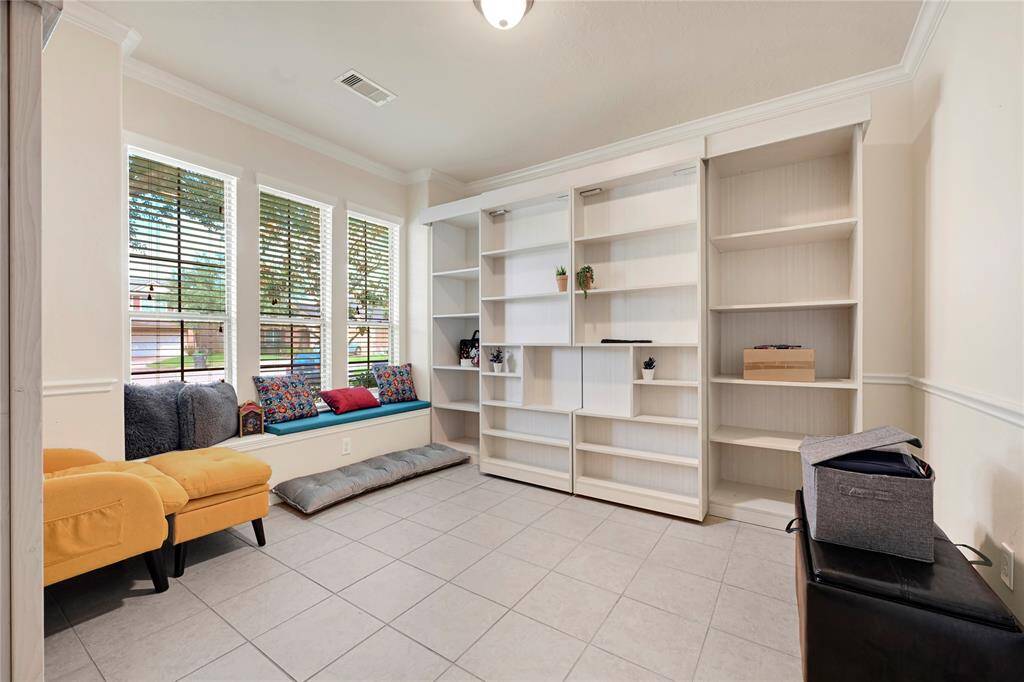 Formal Dining/Office