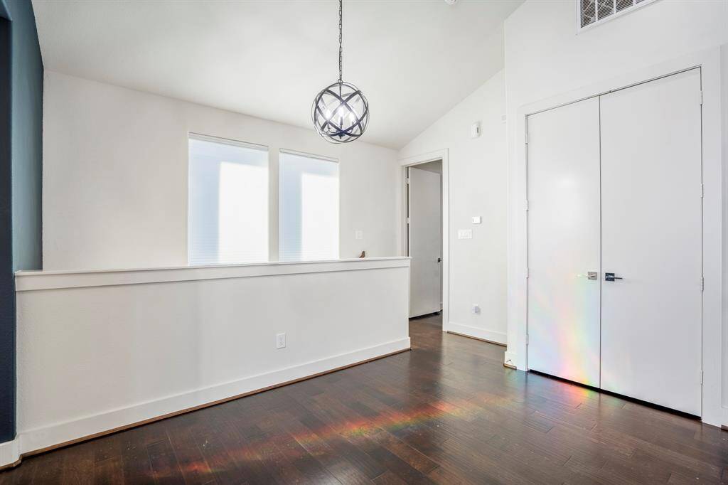 Dedicated dining area—perfect for entertaining or casual meals.