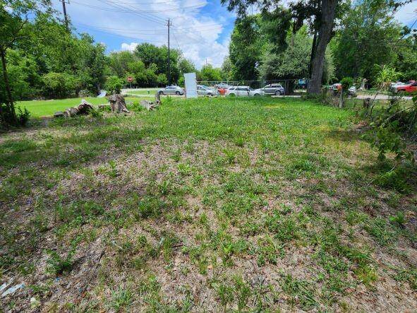 Another angle view of this property.