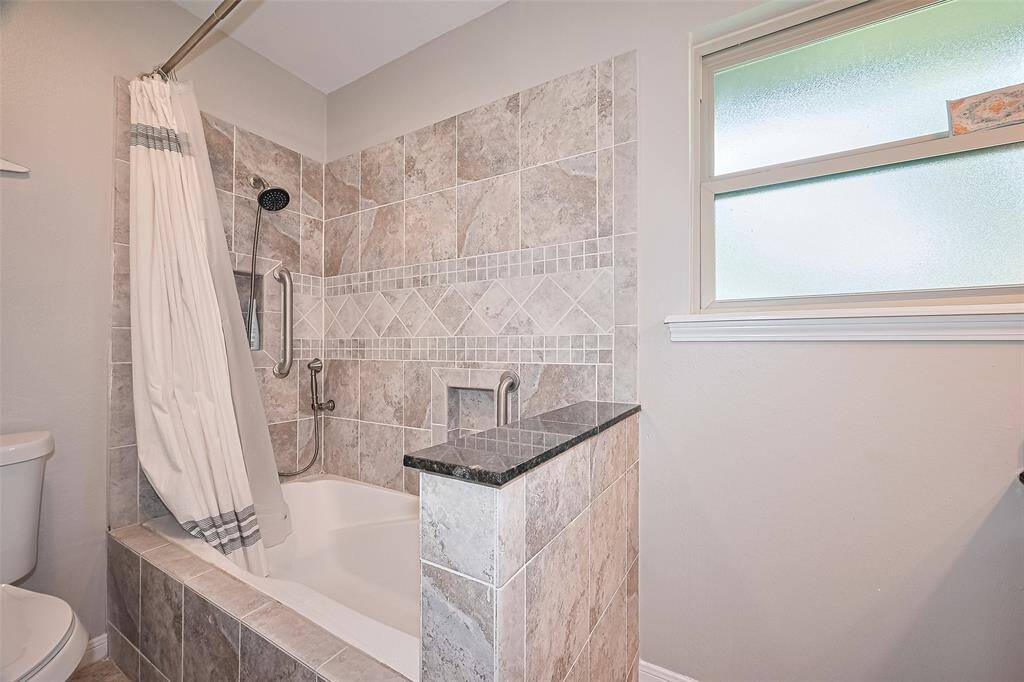 Primary Bath Room