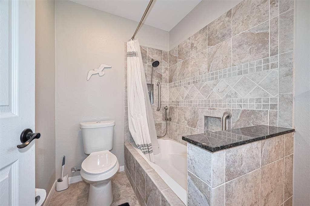 Primary Bath Room