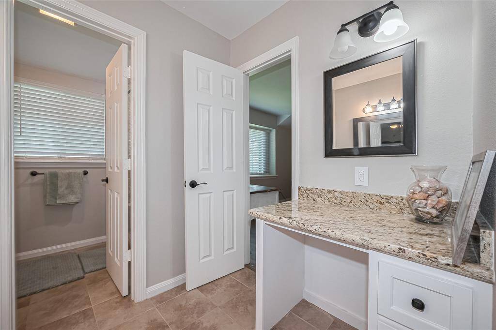 Secondary Bath Room