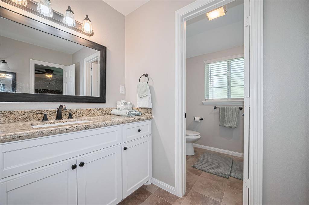 Secondary Bath Room