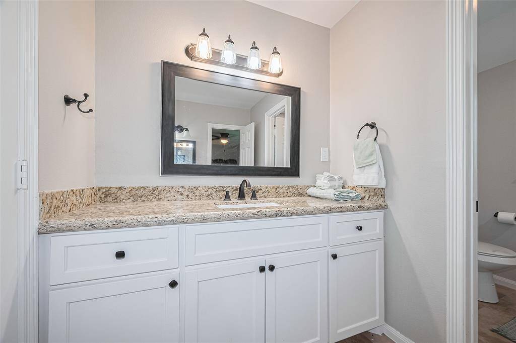Secondary Bath Room