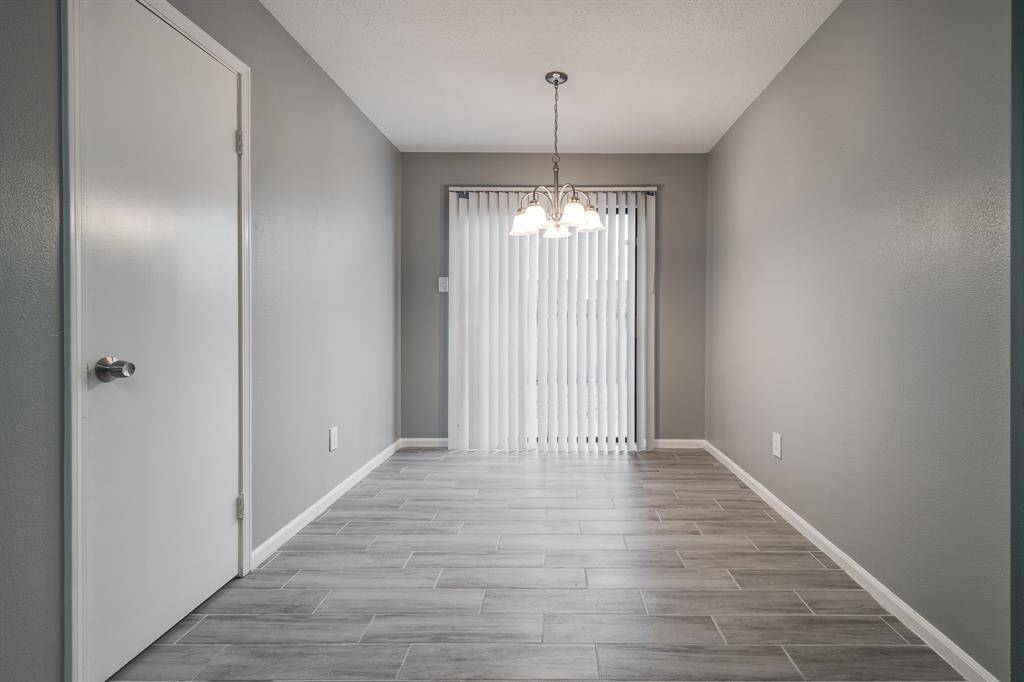 Eat in area in kitchen