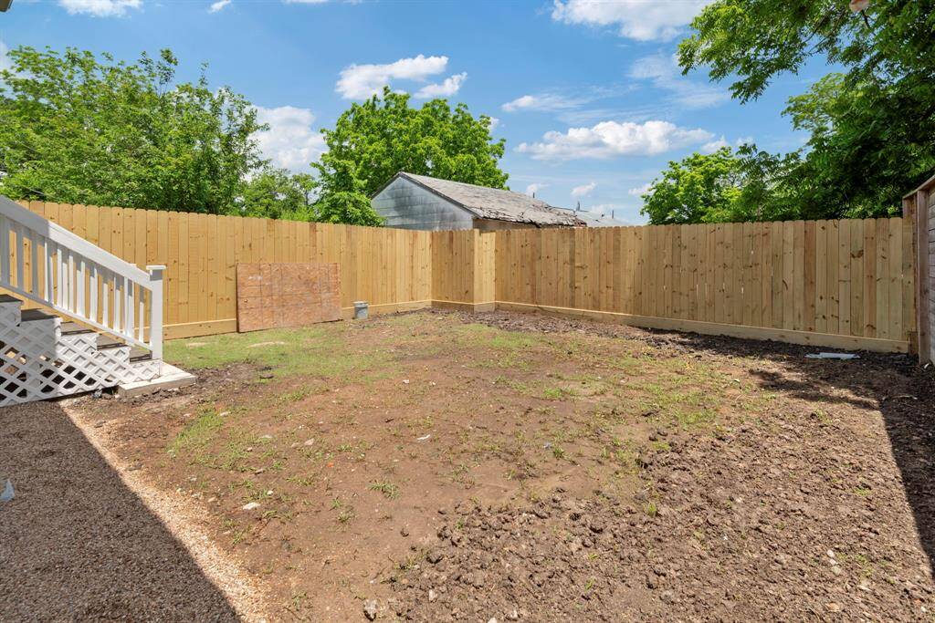 Make a splash! With space for a future pool, you can turn this backyard into your own private paradise—just add water and imagination.