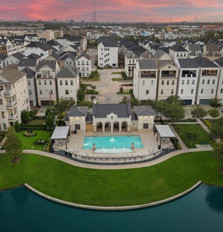 Welcome home to Somerset Green. An exclusive 24 hour guard gated community within the heart of Houston, Texas. Come visit our beautiful Riverway Homes! A local builder within the Houston area for the past 30 years. We are proud to build homes in this beautiful city and community.