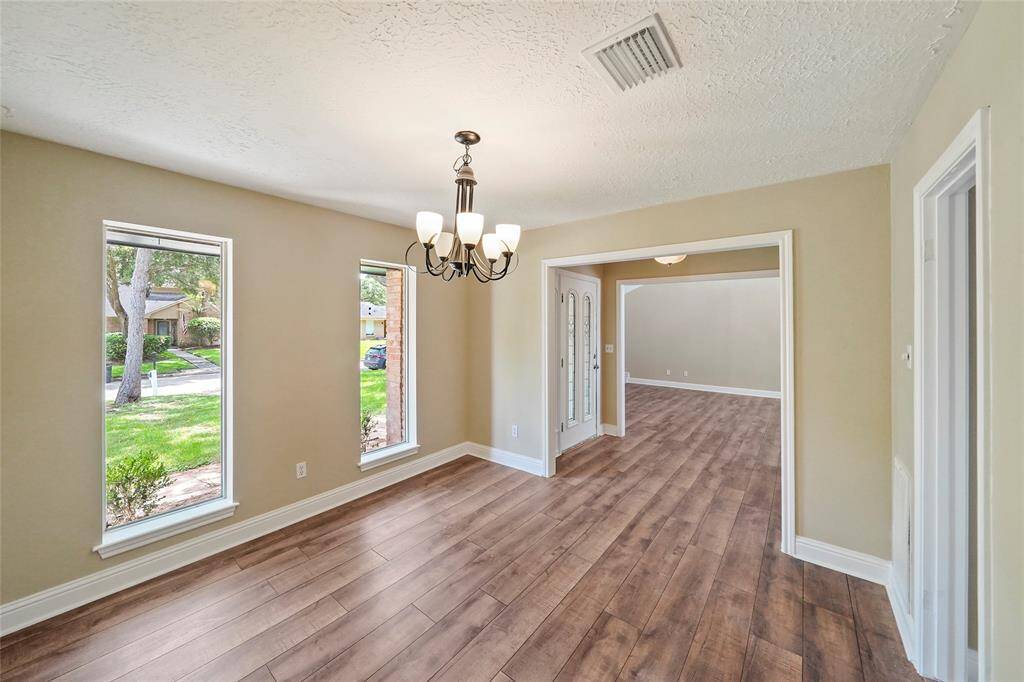 Formal Dining