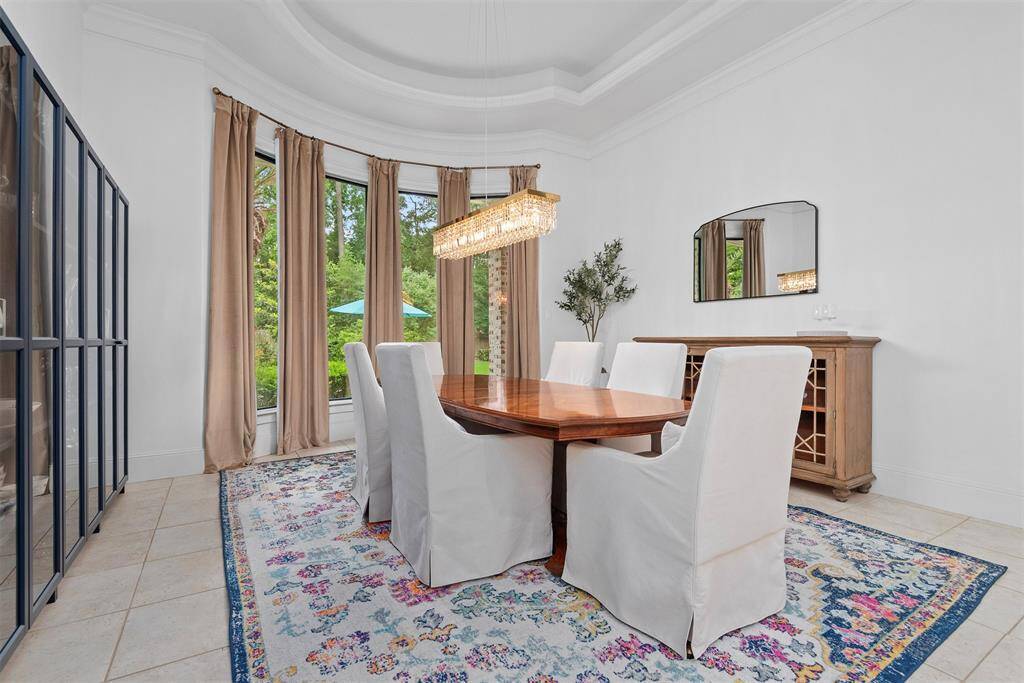 Formal dining