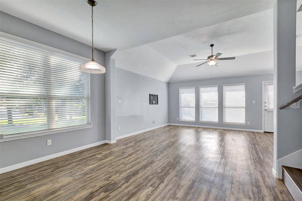 Dining Room space adjacent to family room