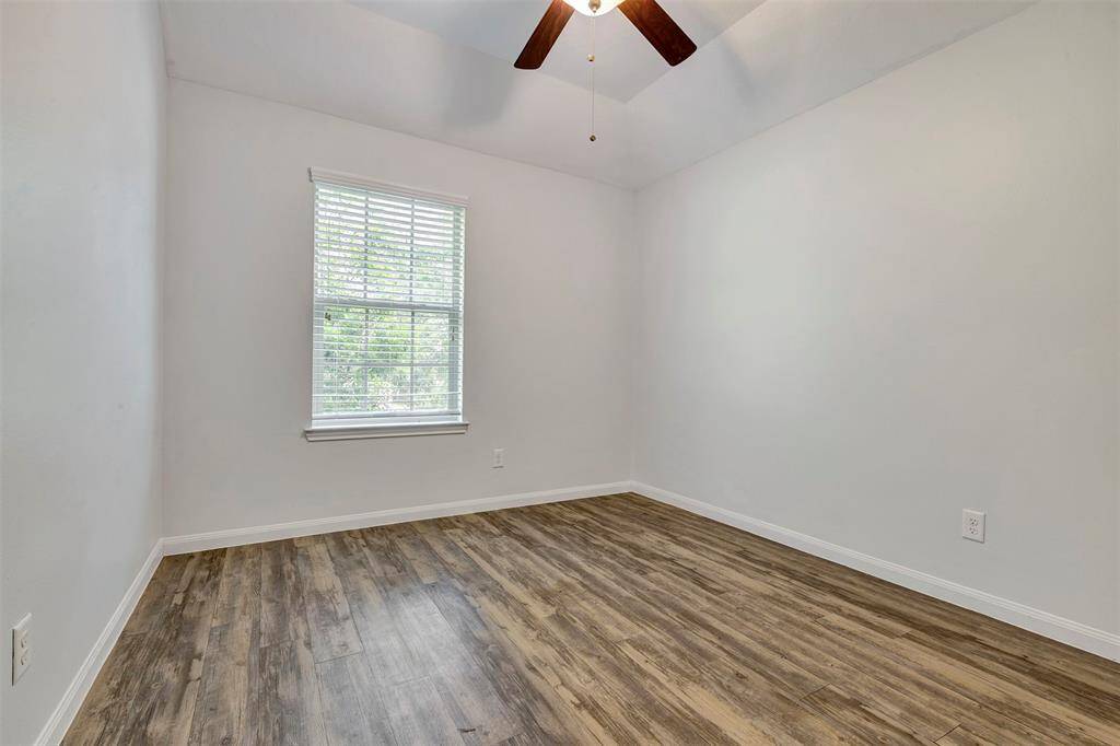 Upstairs Bedroom 2