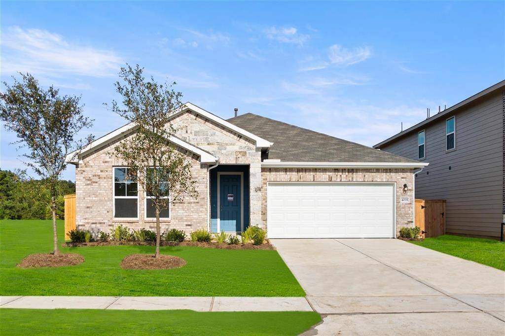 Come see the Elderberry plan by History Maker Homes! Nestled in between Magnolia and Tomball with easy access to all major convenience, this slice of heaven is perfect for you! Zoned to Magnolia ISD, we cannot wait to welcome you to the family!