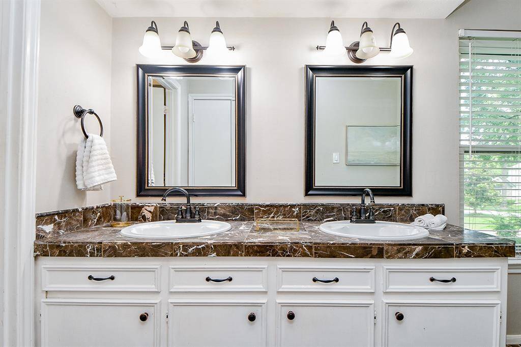 Stylish bathroom vanity with two sinks