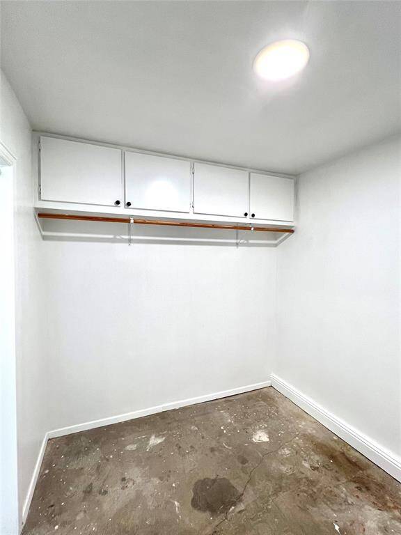 Lots of space for hanging clothes and additional storage