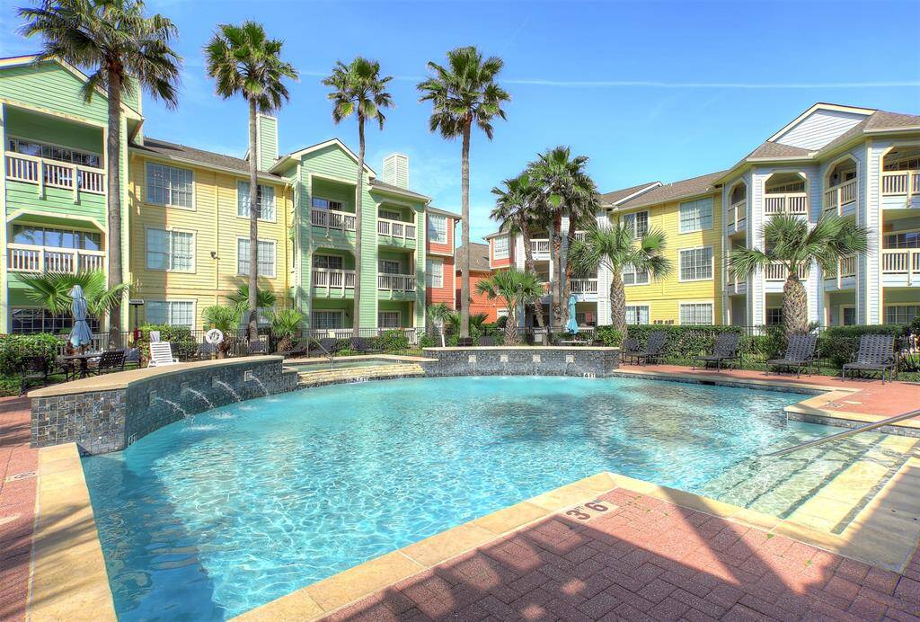 Dawn Condominiums have two swimming pools for you to enjoy.
