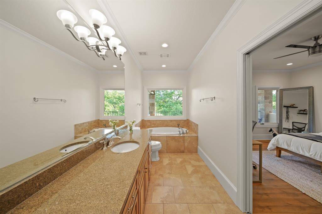 Upstairs ensuite bathroom #3 with garden tub.