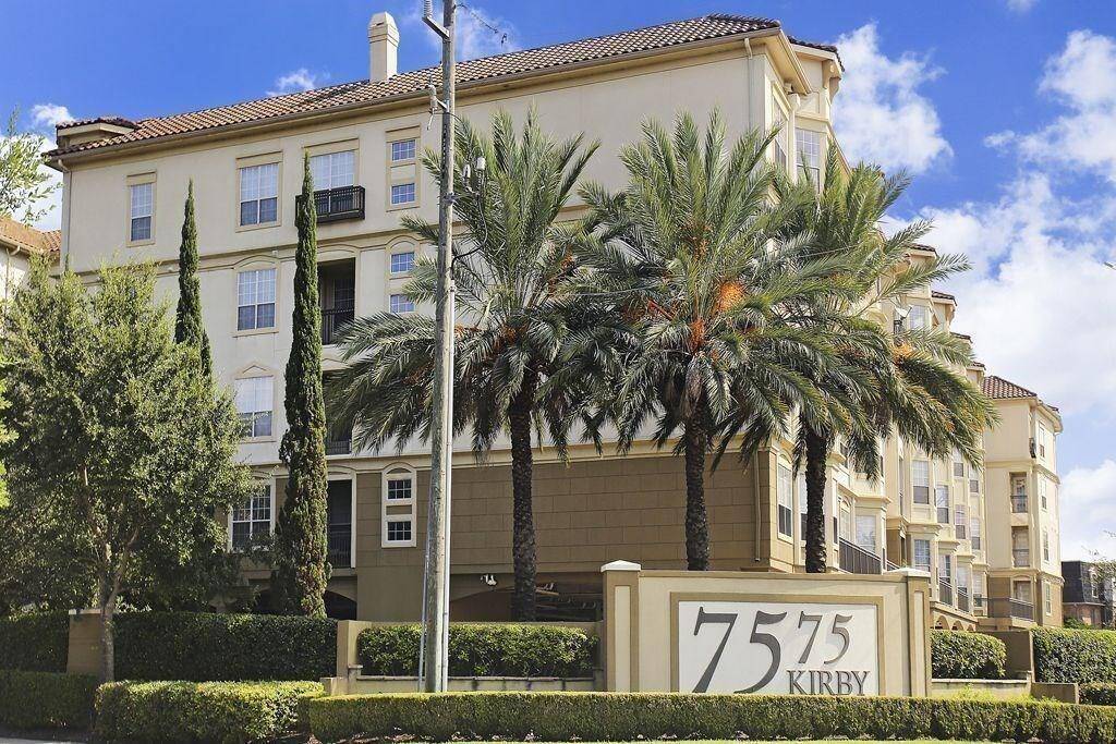 Welcome to 7575 Kirby, located at the corner of Kirby Dr. and N. Braeswood.
